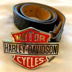 Vintage Harley Davidson buckle and leather belt 32”